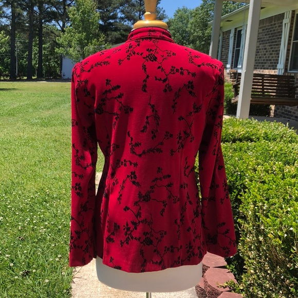 Notations Women’s Red Jacket W/ Black Floral Print - Picture 6 of 6